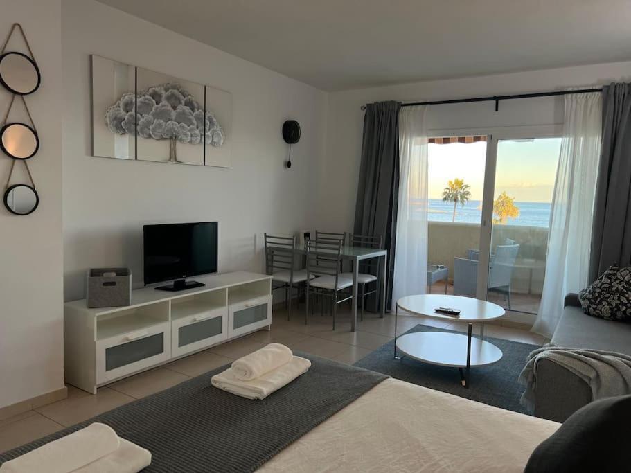 Benalbeach En La Playa Benalmádena Eksteriør billede