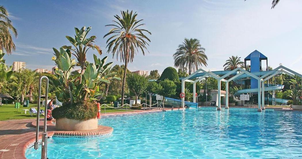 Benalbeach En La Playa Benalmádena Eksteriør billede